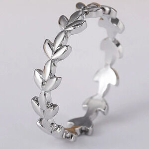 🔥PREMIUM 925 STERLING SILVER DAINTY LEAF ETERNITY BEAUTIFUL RING, K952